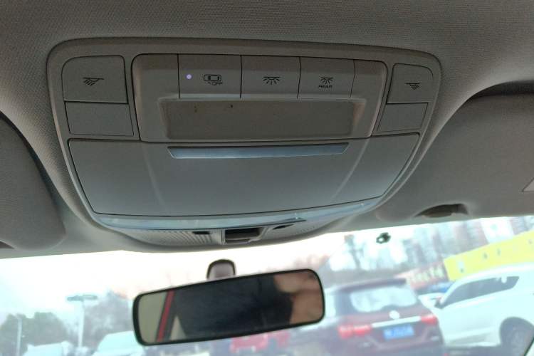 Used Dongfeng Aeolus Yixuan GS 2020 230T Automatic Yueyu Version Headliner