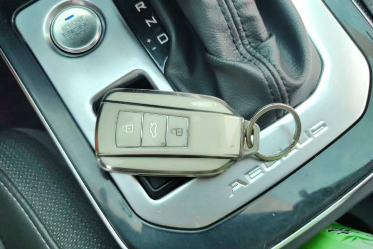 Used Dongfeng Aeolus Yixuan GS 2020 230T Automatic Yueyu Version Interior 1