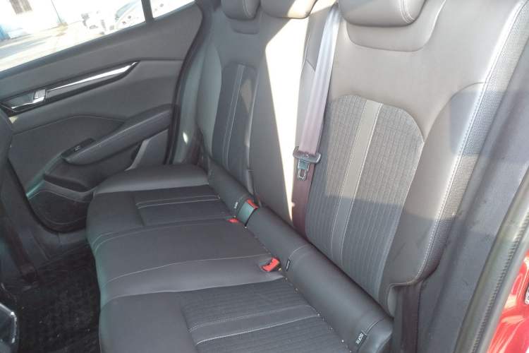 Used Dongfeng Aeolus Yixuan GS 2020 230T Automatic Yueyu Version Interior 4