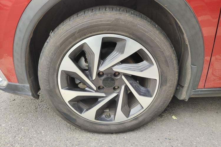Used Dongfeng Aeolus Yixuan GS 2020 230T Automatic Cool Edition Left Front Wheel Hub