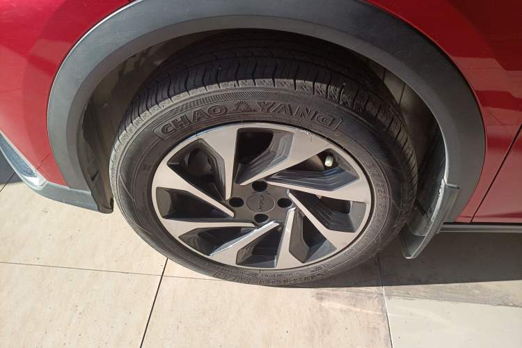 Used Dongfeng Aeolus Yixuan GS 2020 230T Automatic Cool Edition Left Front Wheel Hub