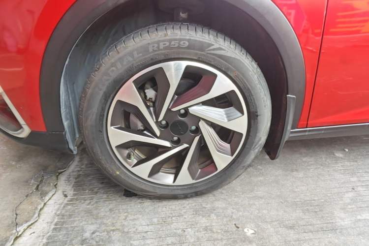 Used Dongfeng Aeolus Yixuan GS 2020 230T Automatic Yueyu Version Left Front Wheel Hub