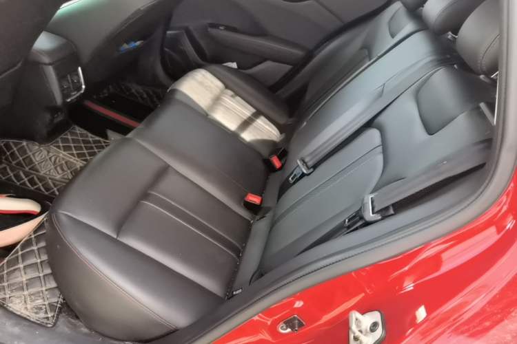 Used Dongfeng Aeolus Yixuan GS 2020 230T Automatic Cool Edition Left Rear Seat