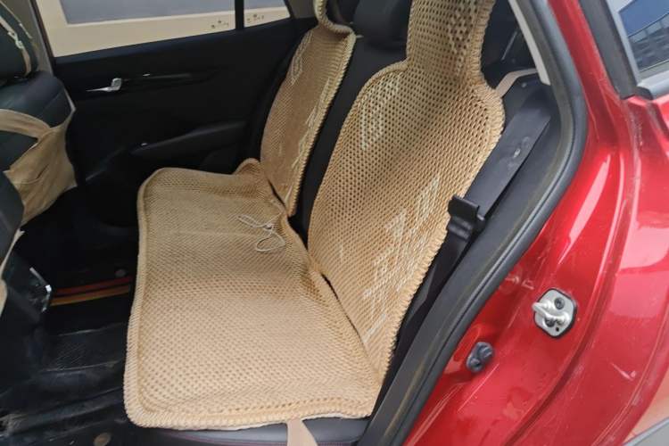 Used Dongfeng Aeolus Yixuan GS 2020 230T Automatic Cool Edition Left Rear Seat