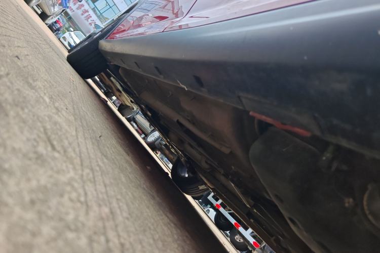 Used Dongfeng Aeolus Yixuan GS 2020 230T Automatic Yueyu Version Left Side Sill