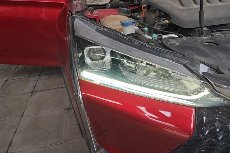 Used Dongfeng Aeolus Yixuan GS 2020 230T Automatic Yueyu Version Right Front Headlight