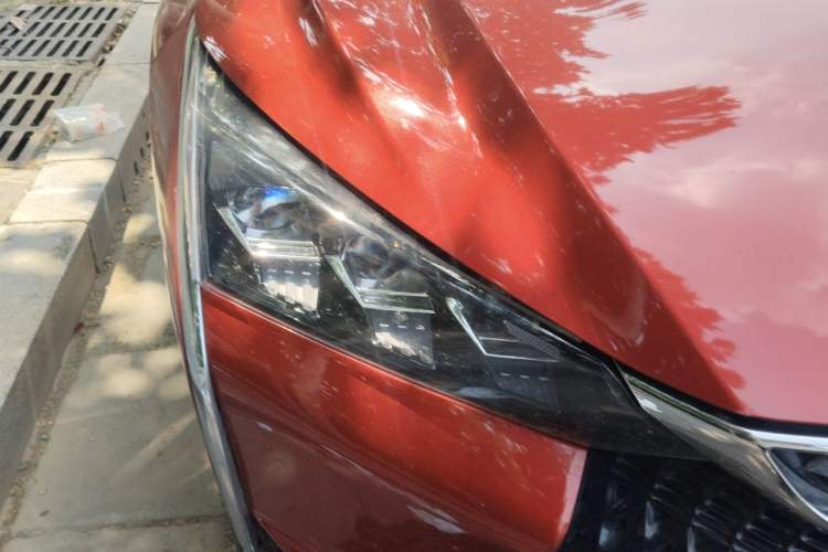 Used Dongfeng Aeolus Yixuan GS 2020 230T Automatic Cool Edition Right Front Headlight