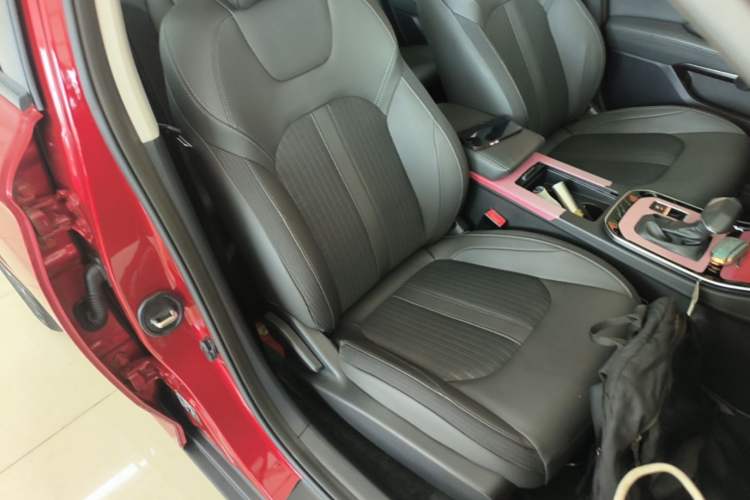 Used Dongfeng Aeolus Yixuan GS 2020 230T Automatic Yueyu Version Right Front Seat