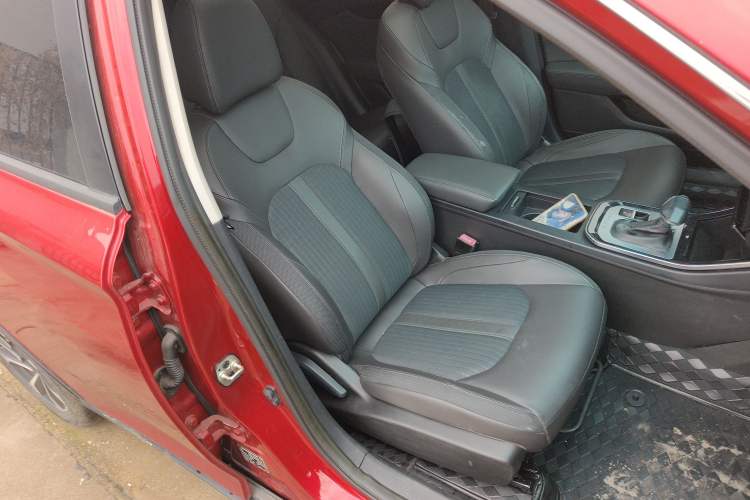 Used Dongfeng Aeolus Yixuan GS 2020 230T Automatic Yueyu Version Right Front Seat