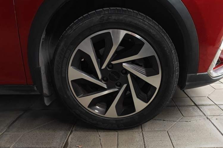 Used Dongfeng Aeolus Yixuan GS 2020 230T Automatic Yueyu Version Right Front Wheel Hub