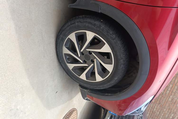 Used Dongfeng Aeolus Yixuan GS 2020 230T Automatic Yueyu Version Right Front Wheel Hub