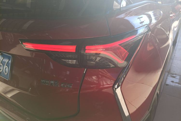 Used Dongfeng Aeolus Yixuan GS 2020 230T Automatic Cool Edition Right Rear Taillight
