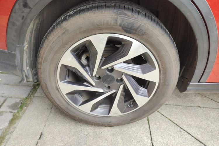 Used Dongfeng Aeolus Yixuan GS 2020 230T Automatic Cool Edition Right Rear Wheel Hub