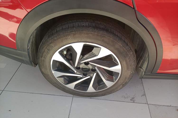 Used Dongfeng Aeolus Yixuan GS 2020 230T Automatic Cool Edition Right Rear Wheel Hub
