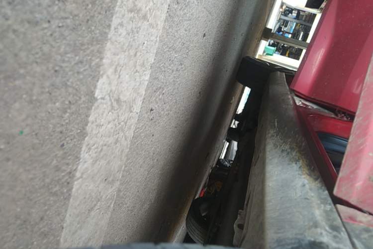 Used Dongfeng Aeolus Yixuan GS 2020 230T Automatic Yueyu Version Right Side Sill