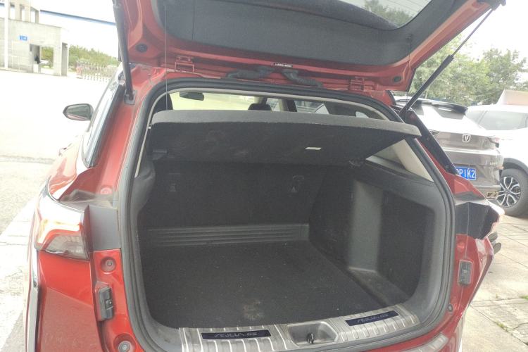 Used Dongfeng Aeolus Yixuan GS 2020 230T Automatic Cool Edition Trunk