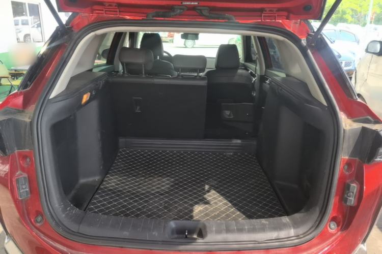 Used Dongfeng Aeolus Yixuan GS 2020 230T Automatic Cool Edition Trunk