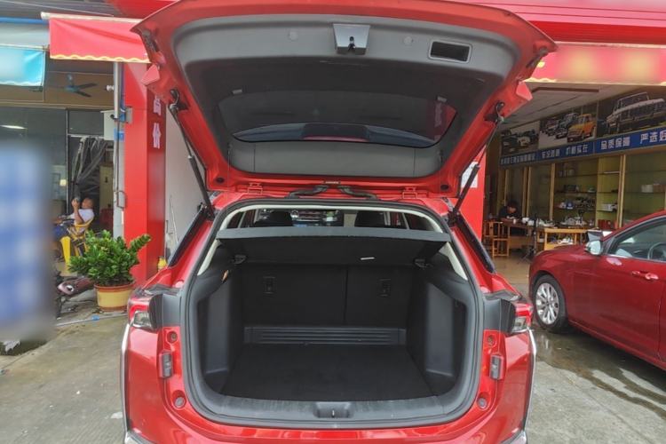 Used Dongfeng Aeolus Yixuan GS 2020 230T Automatic Yueyu Version Trunk