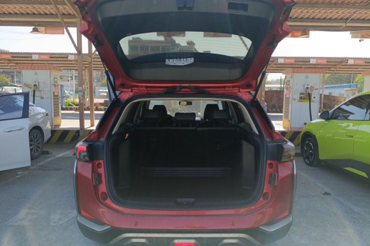 Used Dongfeng Aeolus Yixuan GS 2020 230T Automatic Yueyu Version Trunk