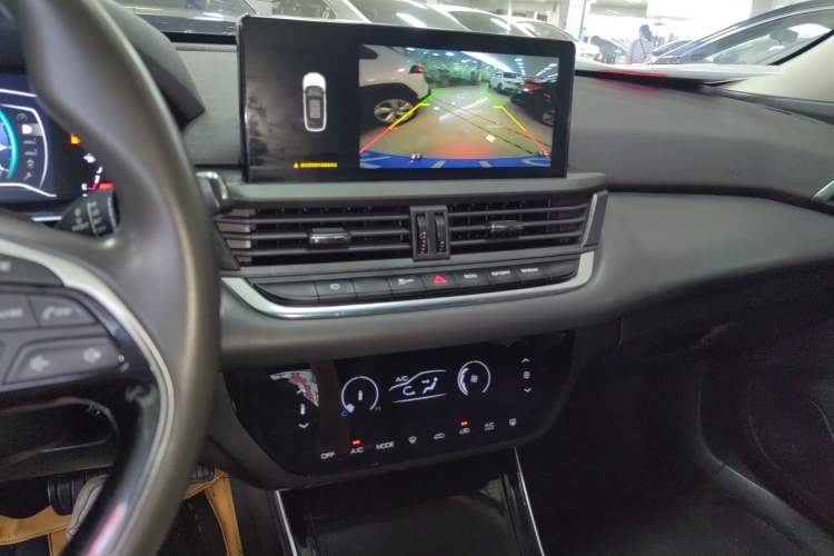 Used Dongfeng Aeolus Yixuan GS 2020 230T Automatic Yueyu Version Audio And AC Panel