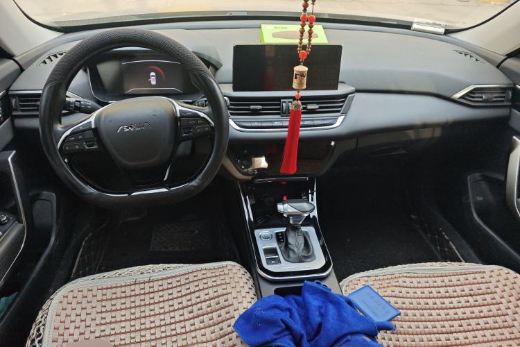 Used Dongfeng Aeolus Yixuan GS 2020 230T Automatic Yueyu Version Center Console