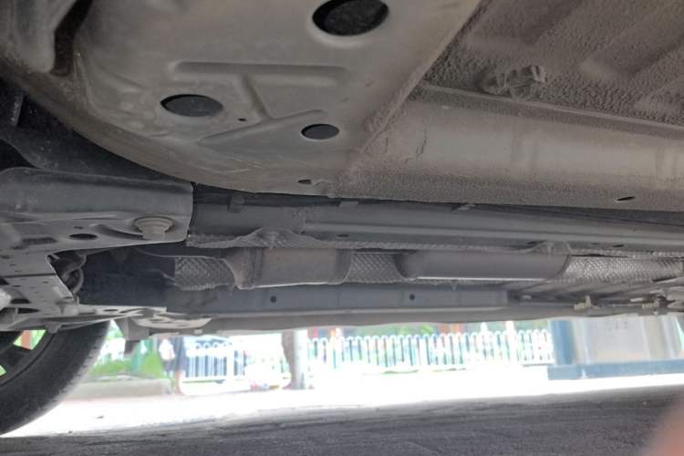 Used Dongfeng Aeolus Yixuan GS 2020 230T Automatic Yueyu Version Chassis Front Left