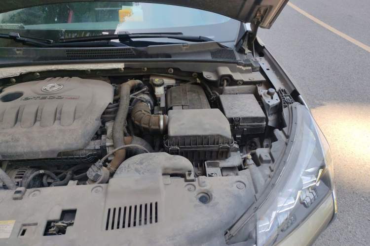 Used Dongfeng Aeolus Yixuan GS 2020 230T Automatic Cool Edition Engine Bay Left