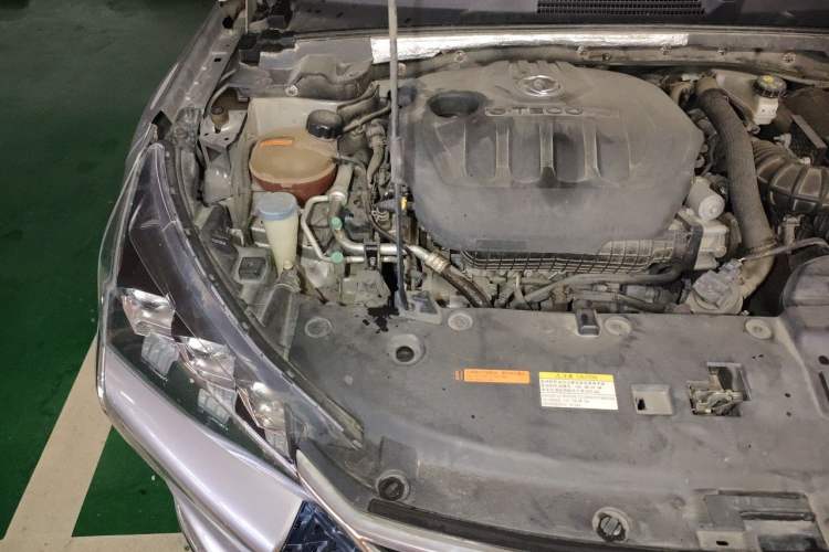 Used Dongfeng Aeolus Yixuan GS 2020 230T Automatic Cool Edition Engine Bay Right