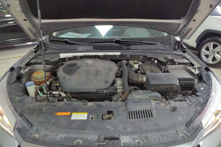 Used Dongfeng Aeolus Yixuan GS 2020 230T Automatic Yueyu Version Engine Bay