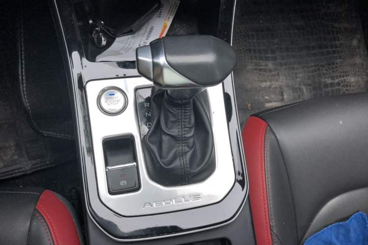 Used Dongfeng Aeolus Yixuan GS 2020 230T Automatic Yueyu Version Gear Lever