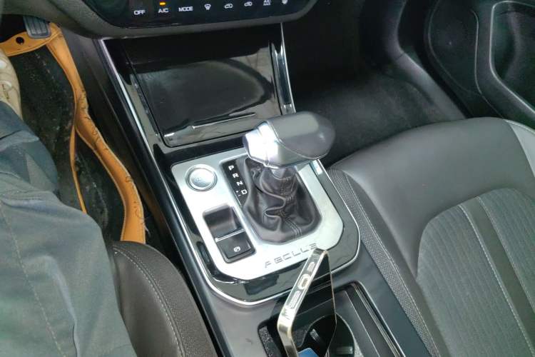 Used Dongfeng Aeolus Yixuan GS 2020 230T Automatic Yueyu Version Gear Lever