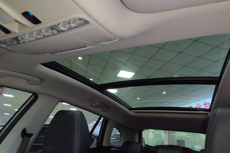 Used Dongfeng Aeolus Yixuan GS 2020 230T Automatic Yueyu Version Headliner