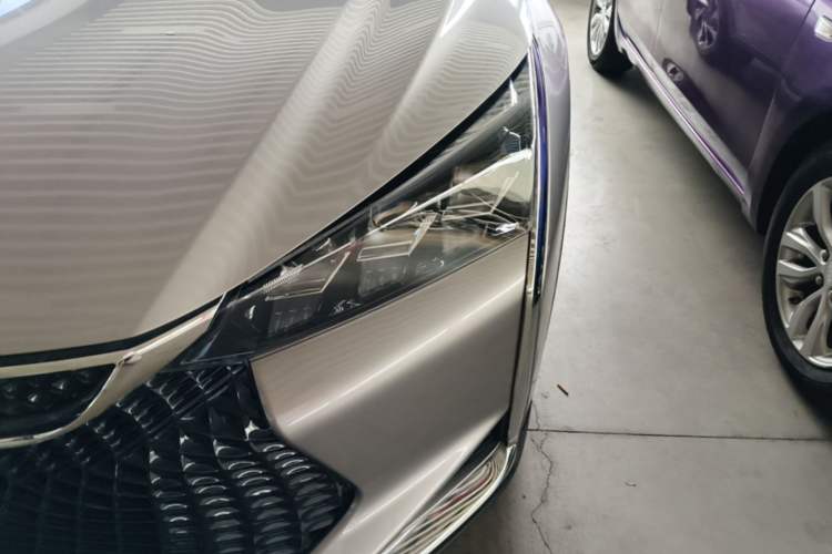 Used Dongfeng Aeolus Yixuan GS 2020 230T Automatic Cool Edition Left Front Headlight