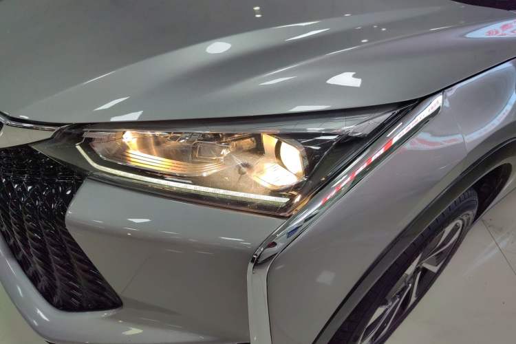 Used Dongfeng Aeolus Yixuan GS 2020 230T Automatic Yueyu Version Left Front Headlight