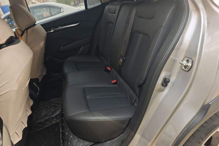 Used Dongfeng Aeolus Yixuan GS 2020 230T Automatic Yueyu Version Left Rear Seat