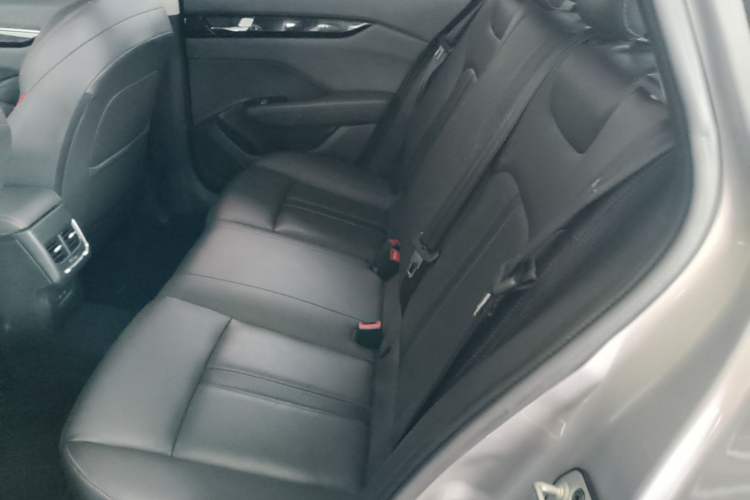 Used Dongfeng Aeolus Yixuan GS 2020 230T Automatic Cool Edition Left Rear Seat