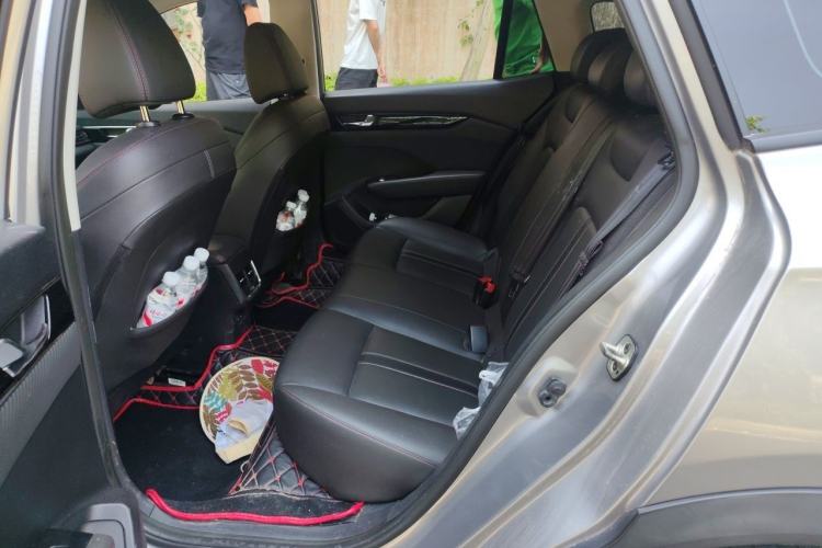 Used Dongfeng Aeolus Yixuan GS 2020 230T Automatic Cool Edition Left Rear Seat