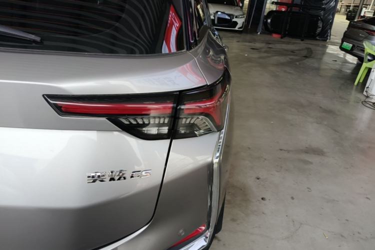 Used Dongfeng Aeolus Yixuan GS 2020 230T Automatic Cool Edition Right Rear Taillight