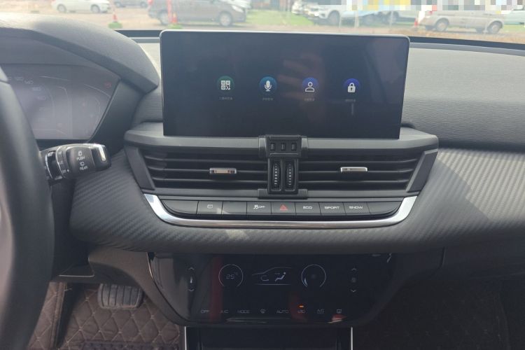 Used Dongfeng Aeolus Yixuan GS 2020 230T Automatic Cool Edition Audio And AC Panel