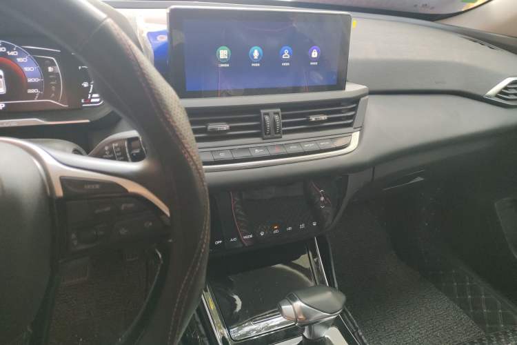 Used Dongfeng Aeolus Yixuan GS 2020 230T Automatic Yueyu Version Audio And AC Panel