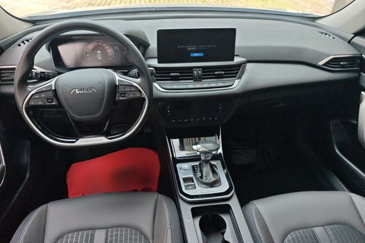 Used Dongfeng Aeolus Yixuan GS 2020 230T Automatic Yueyu Version Center Console