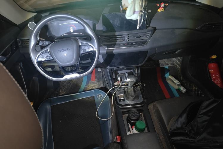 Used Dongfeng Aeolus Yixuan GS 2020 230T Automatic Yueyu Version Center Console
