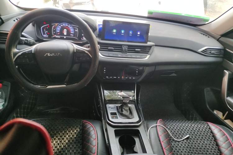 Used Dongfeng Aeolus Yixuan GS 2020 230T Automatic Yueyu Version Center Console