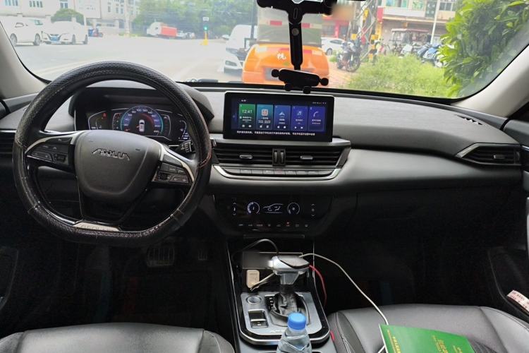 Used Dongfeng Aeolus Yixuan GS 2020 230T Automatic Yueyu Version Center Console