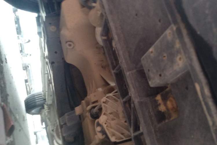 Used Dongfeng Aeolus Yixuan GS 2020 230T Automatic Cool Edition Chassis Front Left
