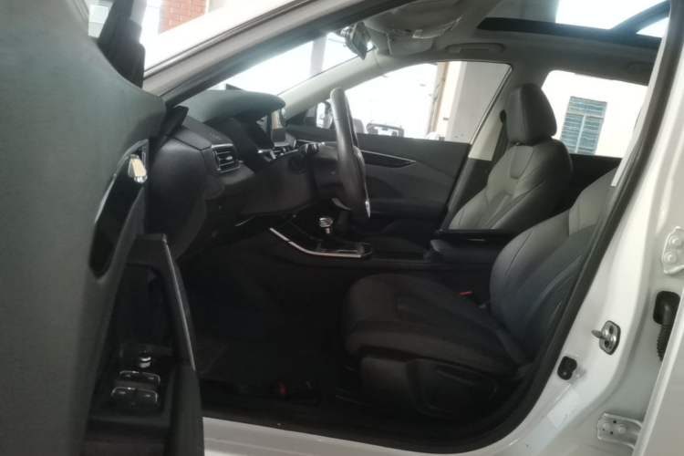 Used Dongfeng Aeolus Yixuan GS 2020 230T Automatic Yueyu Version Driver Seat