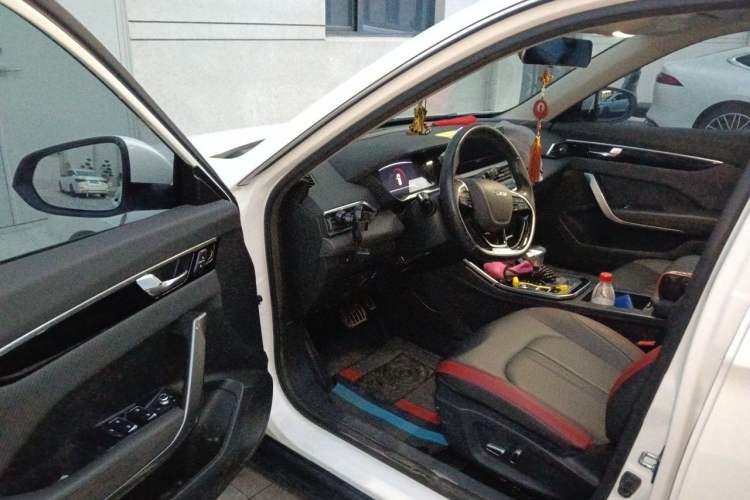 Used Dongfeng Aeolus Yixuan GS 2020 230T Automatic Cool Edition Driver Seat