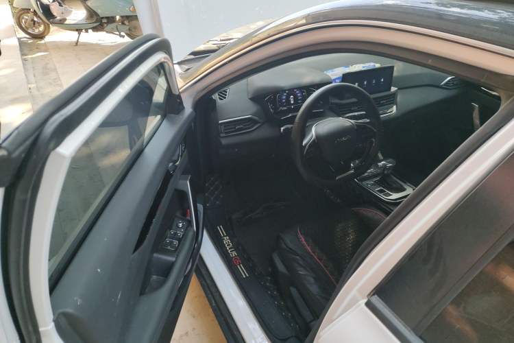 Used Dongfeng Aeolus Yixuan GS 2020 230T Automatic Yueyu Version Driver Seat