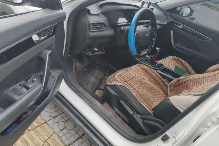 Used Dongfeng Aeolus Yixuan GS 2020 200T Manual YueMu Edition Driver Seat