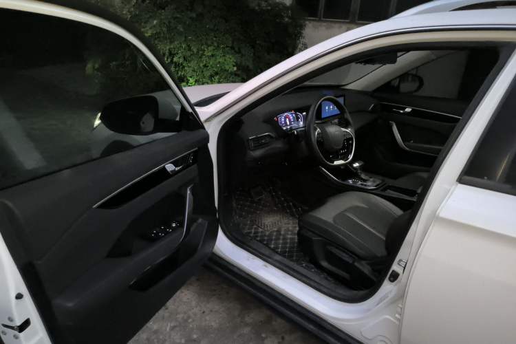 Used Dongfeng Aeolus Yixuan GS 2020 230T Automatic Yueyu Version Driver Seat